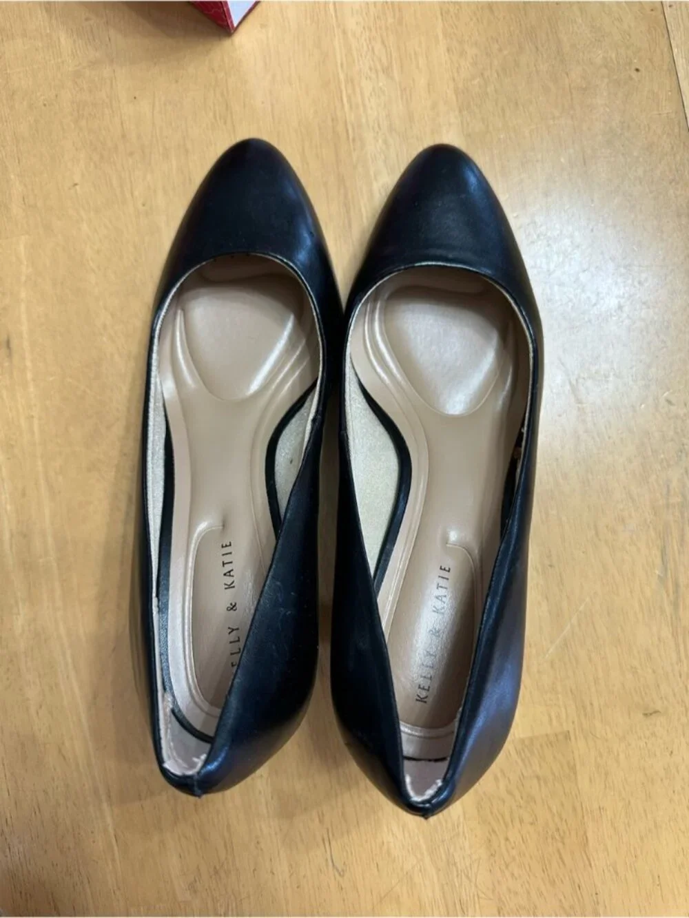 Kelly & Katie Genna Wide Width Heels